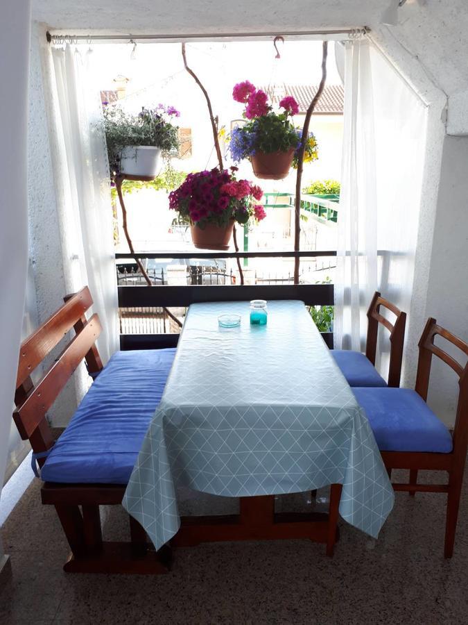 Apartments Anic Novigrad  Екстер'єр фото